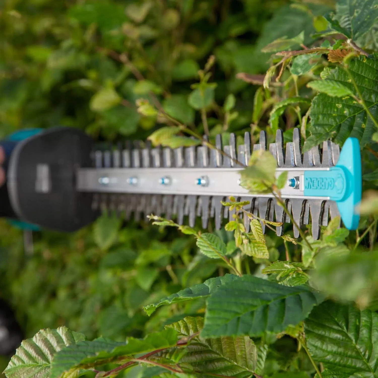 Gardena Elektrische Heggenschaar Easycut 420/45 4 Gardena Elektrische Heggenschaar Easycut 420/45 - Afbeelding 4